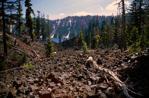 Valley on the Wizard Island