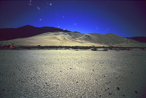 Eureka Dunes - Starry and very cold night